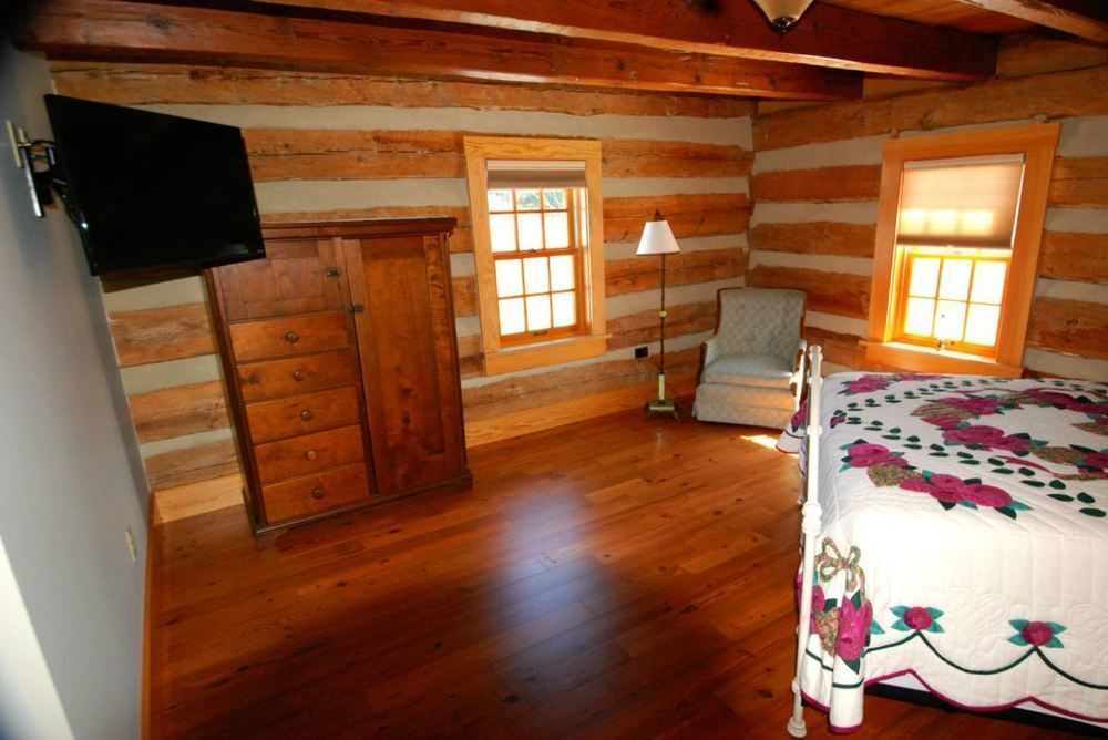 Silver Lake Bed And Breakfast (Adults Only) Гаррісонбурґ Екстер'єр фото