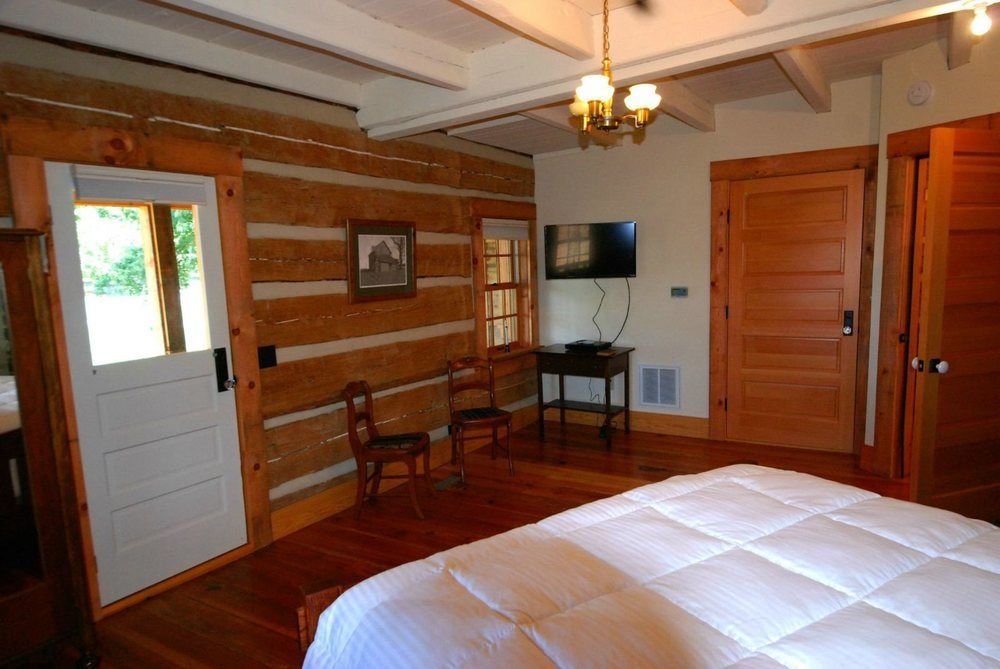 Silver Lake Bed And Breakfast (Adults Only) Гаррісонбурґ Екстер'єр фото